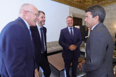 Carlos Mazón es reunix amb el president de Ford España